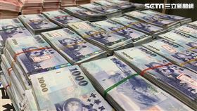 刑事局,宗教,仁波切,詐騙,詐欺,洗錢,鈔票,台幣,人民幣,示意圖。呂品逸攝