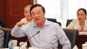 華為CEO任正非　帶著他的高管和專家團隊，到訪復旦大學邯鄲校區。（圖／翻攝自復旦大學官方微博）