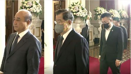 藍營弔唁李登輝　江啟臣快閃不受訪