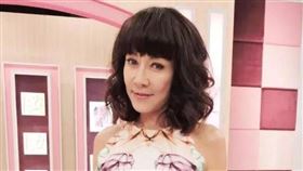 張菲，羅霈穎。（圖／翻攝自臉書）