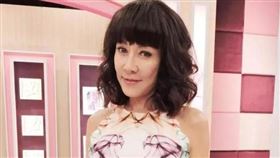 張菲，羅霈穎。（圖／翻攝自臉書）