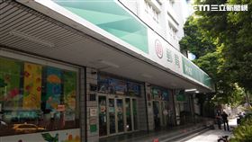 郵局　中華郵政　郵差　郵筒　（圖／記者戴玉翔攝影）