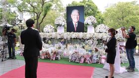林右昌赴台北賓館追悼李登輝,民眾排隊追悼,
基隆市府提供