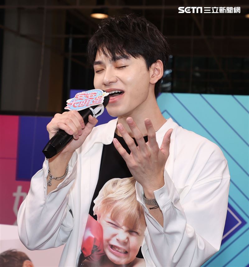 李少驛安安大明星(唱片宣傳)。（記者邱榮吉/攝影）