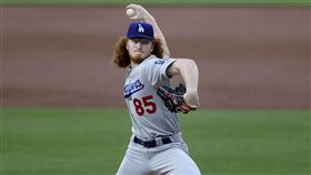 ▲道奇新秀投手梅伊（Dustin May）二縫線速球超狂位移。（圖／美聯社／達志影像）