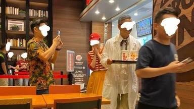 肯德基叔叔踢館漢堡王　店員霸氣神回