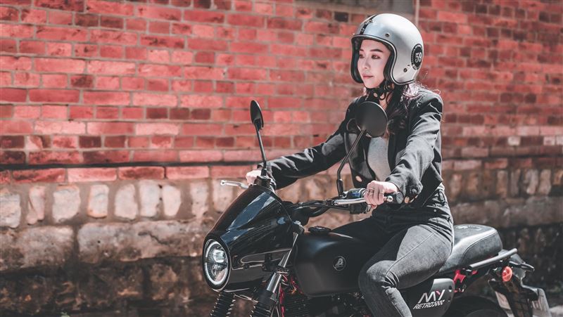 想騎檔車　宏佳騰舉辦教學營