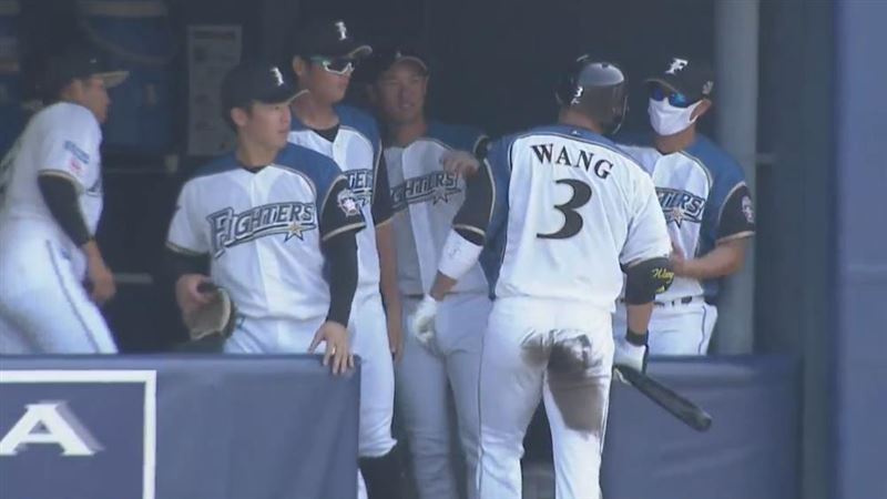 日職／敲安打後退場　王柏融回一軍？