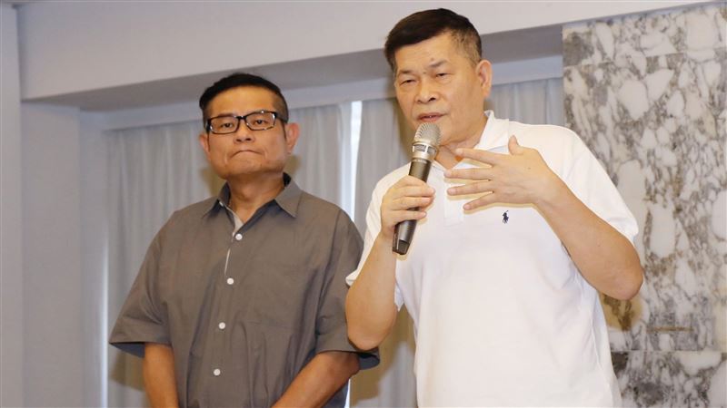 澎恰恰欠債　許效舜：給歡樂卻自己苦