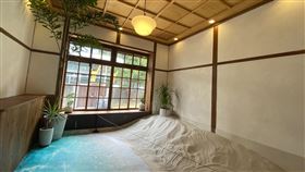 基隆要塞司令部眷舍將開放  市府推沙灣藝術裝置基隆要塞司令部校官眷舍近期修復完成，市府以「沙灣Villa」為主題推出包含「與浪之間」、「海浴走廊」和「沙時間」等藝術裝置，7日起開放民眾參觀。（基隆市政府提供）中央社記者王朝鈺傳真  109年8月6日