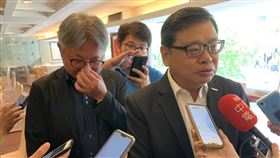 觀光局長張錫聰說明安心旅遊補助狀況。（圖／記者陳宜加攝影）