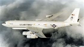 「南海戰略態勢感知計劃」平台披露，一架美軍E-8C聯合監視指揮機5日晚間9時許再飛近中國廣東偵查。圖為E-8C同型機。（圖取自維基共享資源網頁，版權屬公有領域）