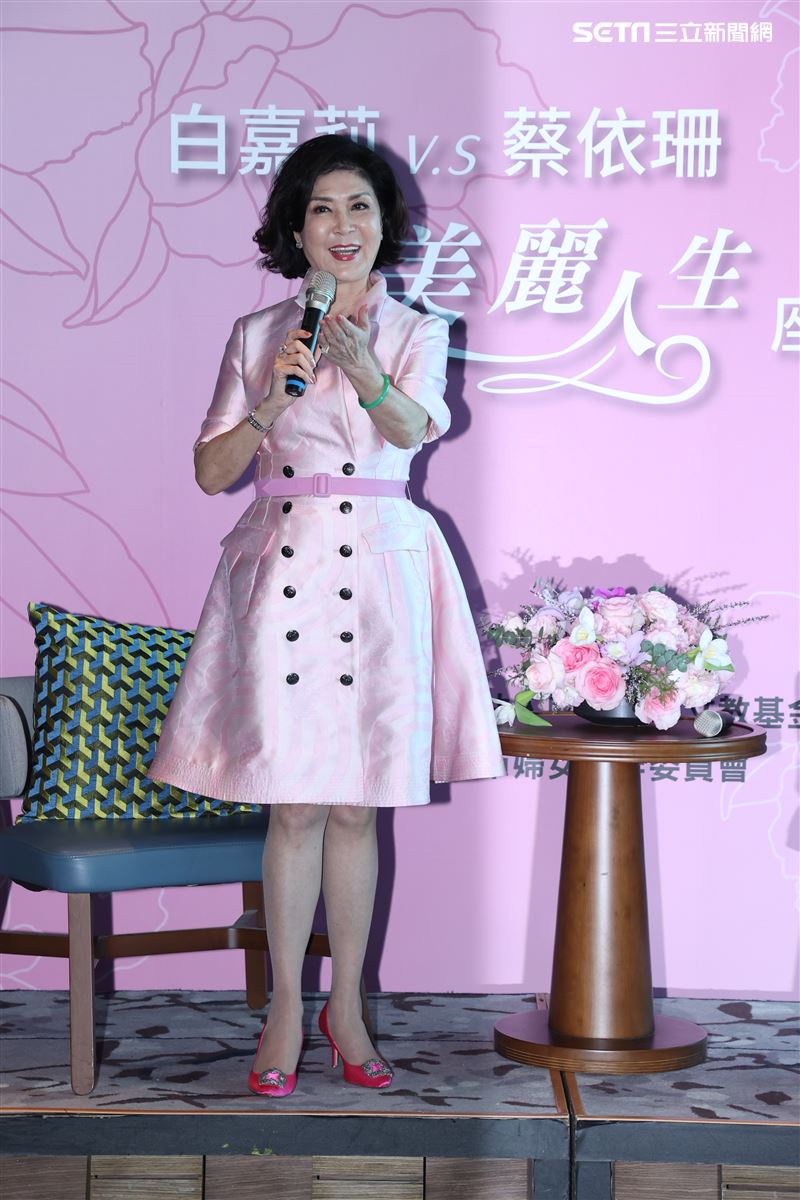 最美麗主持人白嘉莉。（記者邱榮吉/攝影）