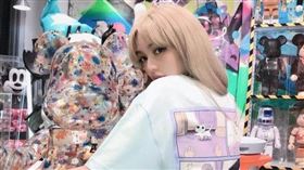 周揚青專屬品牌在日本澀谷開潮牌店。（圖／翻攝自周揚青IG）