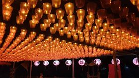 直播,網紅,上香,姜太公,直播間,月老,財神