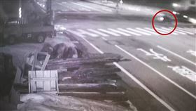 台南,拖板車,沿安南區,開放性骨折,肇事逃逸（圖／翻攝畫面）