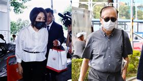 于美人 羅霈穎大哥 羅青哲 赴靈堂準備頭七法會 羅霈穎靈堂追思會記者林聖凱攝影