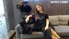 周曉涵共同投資巴黎知名酷黑潮牌《BLVCK》。（圖／記者蕭翰弦攝影）