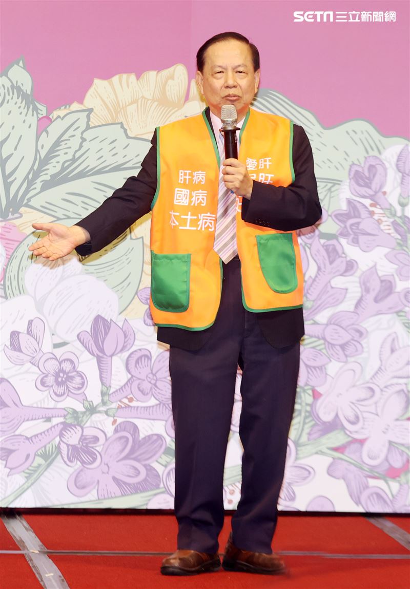 肝基會26周年慶董事長許金川感謝各界善心人士的愛心暖流襄助。（記者邱榮吉/攝影）