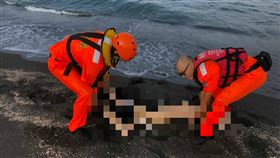 溺水,晨泳,高雄,旗津,風車公園,暗流（圖／翻攝畫面）