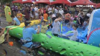 潑水節怎防疫？主辦方：玩水區難控制
