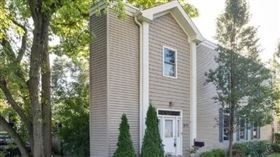 派皮屋側面看上去就跟牆一樣扁平。（圖／翻攝自Zillow房產官網） 