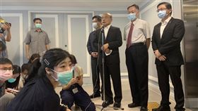 蘇貞昌視察氣象局。（圖／記者陳宜加攝影）