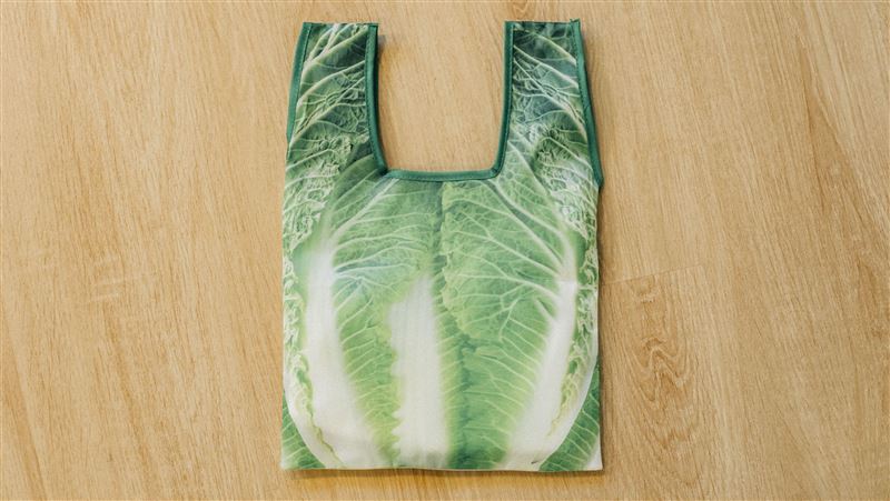 KUSO便當有高麗菜提袋、滷蛋肥皂