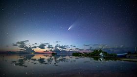 多圖／6800年一見彗星現身墨西哥，坎昆白島生態濕地，NEOWISE彗星
圖／David Wang授權提供