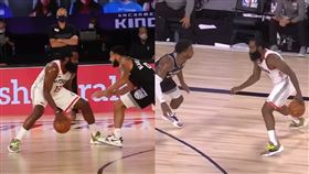 NBA／變態運球！大鬍子戲耍對位者
NBA,休士頓火箭,James Harden,運球,沙加緬度國王
翻攝自臉書Bleacher Report