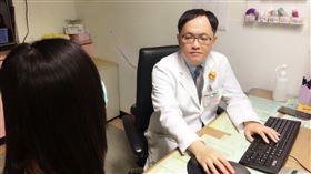 50歲婦人感染心內膜炎　心臟瓣膜竟被細菌「吃掉」（南投醫院提供）