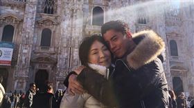 王大陸媽媽病逝。（圖／翻攝自臉書）