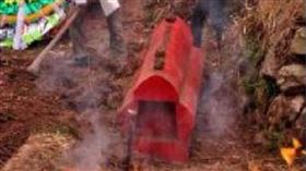 ▲紅棺葬（圖／翻攝自百度百科）