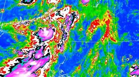 颱風,米克拉,暴風圈,澎湖。(圖/翻攝自氣象局)