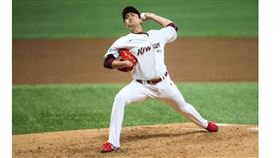 ▲首爾培證英雄左投李榮浚打過台灣冬季聯盟。（圖／截自韓國媒體）