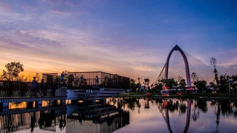療癒湖面小迷宮步道　隱身公園抹茶湖