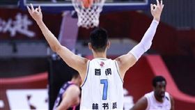 CBA／被豪虐翻　中國手怒問候媽媽
CBA,林書豪,北京首鋼,季後賽,廣東宏遠,趙睿,中國國家隊
翻攝自微博