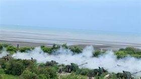 蔡英文、國軍、國防部、阿兵哥、軍人、槍、陸軍（總統府提供）