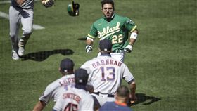 ▲運動家、太空人爆發衝突。（圖／美聯社／達志影像）