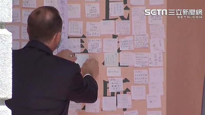 新／艾薩悼李登輝…親筆字條內容曝光