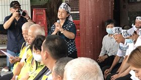 花蓮鳳林居民反對設置死廢畜禽生物處理場花蓮縣政府擬在位於鳳林鎮的花蓮縣農業運銷公司肉品市場內設置死廢畜禽生物處理場，邀花蓮縣農業運銷公司、居民舉行說明會，當地居民出席與會，表達反對立場。中央社記者張祈攝　109年8月11日