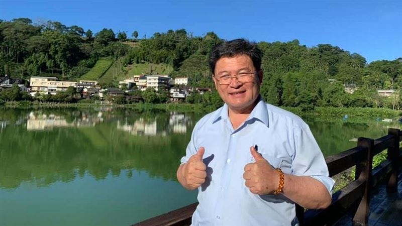 前市長被控電愛美魔女　鹹濕對話曝光
