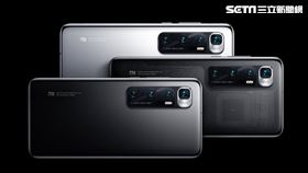 十周年旗艦小米10至尊紀念版（圖／小米台灣提供）