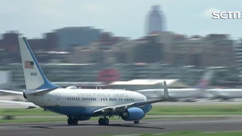 艾薩結束訪問…13：38專機離台