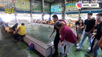 誤把大哥女人？黑衣惡煞現身當眾擄人