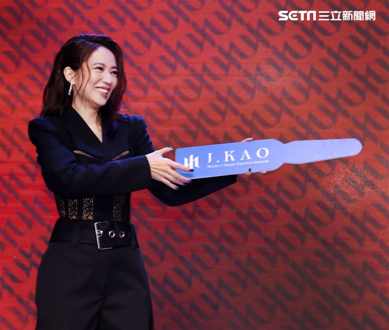 高宇蓁 J.KAO品牌二週年。（記者邱榮吉/攝影）