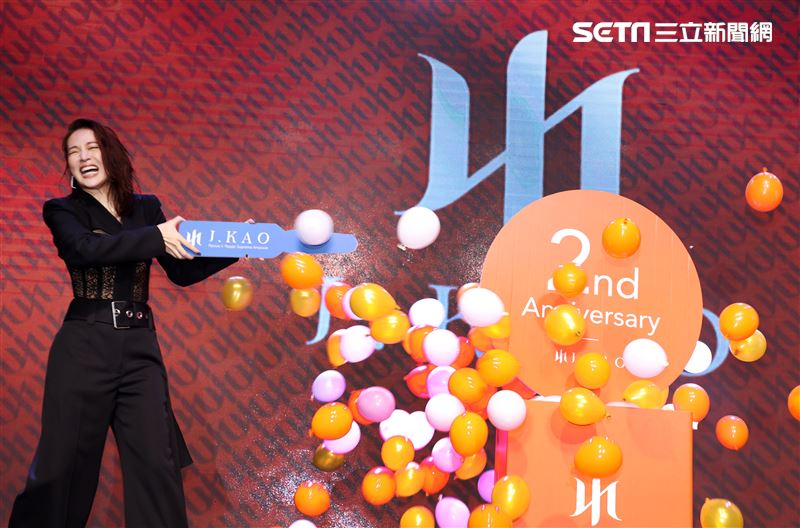 高宇蓁 J.KAO品牌二週年。（記者邱榮吉/攝影）