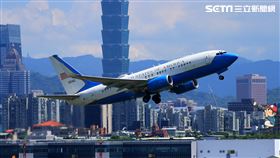 美國衛生部長艾薩（Alex Azar）專機離台（圖／天梯攝機隊提供）