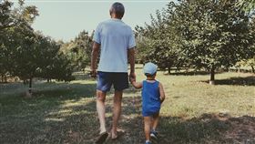 阿祖,祖孫,外公(翻攝自 Pixabay )