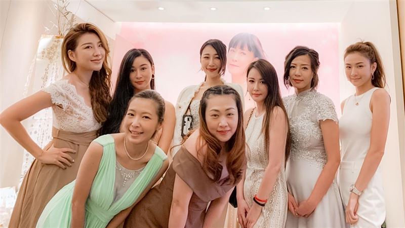 羅霈穎冥誕趴曝光　靈堂唱生日快樂歌